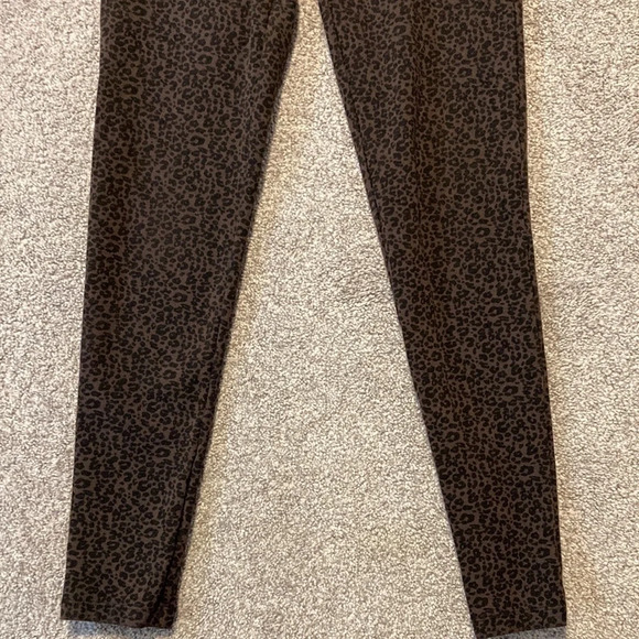 LOFT Leopard Print Ponte Leggings S - Picture 3 of 9